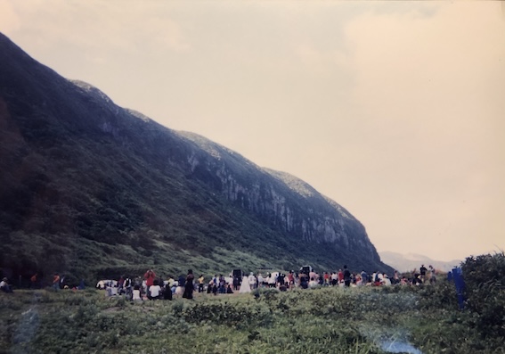 写真：レイヴ 新島